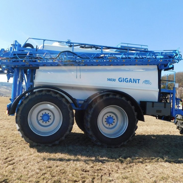 Bezzákladové lakování zemědělské techniky: úspora v jednoduchosti